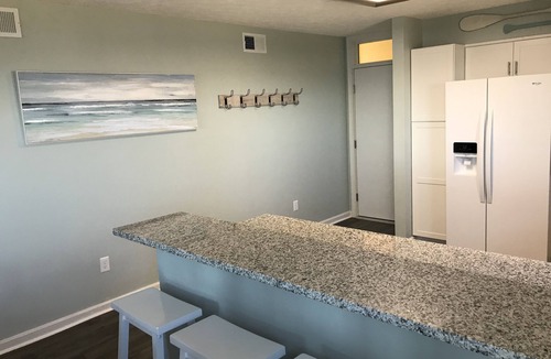 Kill Devil Hills Condo | ⭐️⭐️⭐️⭐️⭐️Booking 2025! Beautiful, modern condo on the beach. ⭐️⭐️⭐️⭐️⭐️