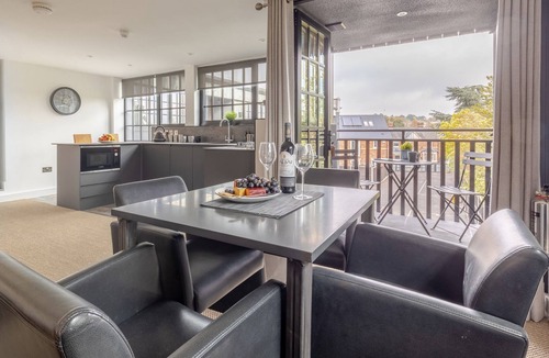 Pattiswick Apartment | Booking Urban at Halstead