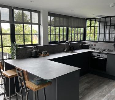 Pattiswick Apartment | Booking Urban at Halstead