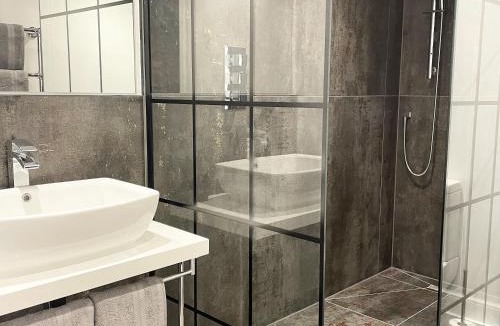 Pattiswick Apartment | Booking Urban at Halstead