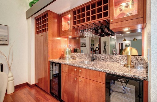 Granite Bay House | Boomerang - A Mid-Century Estate