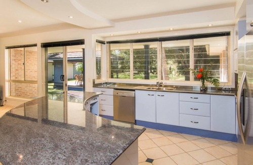 Boomerang Beach House | Boomerang Hideaway - at Tranquil acreage