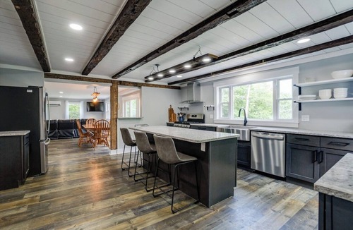 Himrod House | Boondock Retreat, pet friendly 4 bedroom home with EV charger