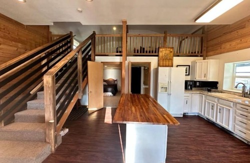 Frenchtown Cabin | Boone's Cabin