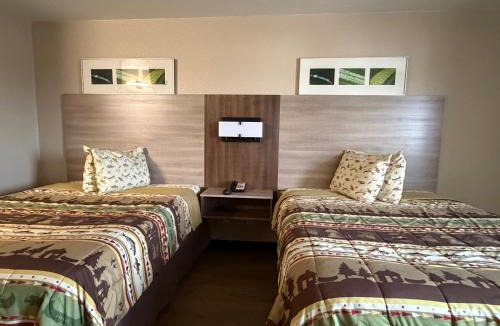 Neosho Hotel | Booneslick Lodge - Neosho