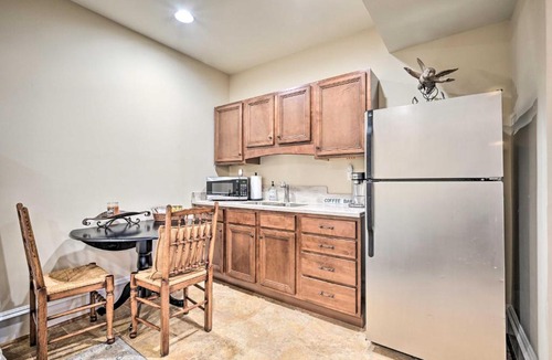 Mount Lena Apartment | Boonsboro Studio with Wood-Burning Fire Pit!