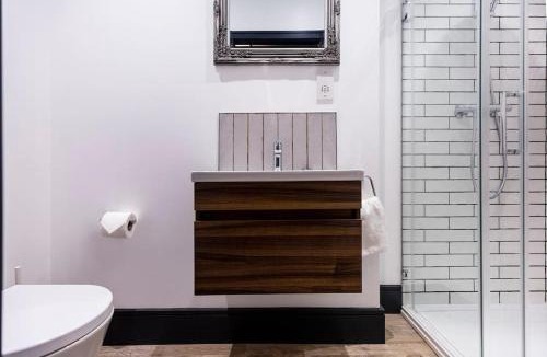 Wakefield House | BOOTique House - Luxury Group Accommodation in Wakefield