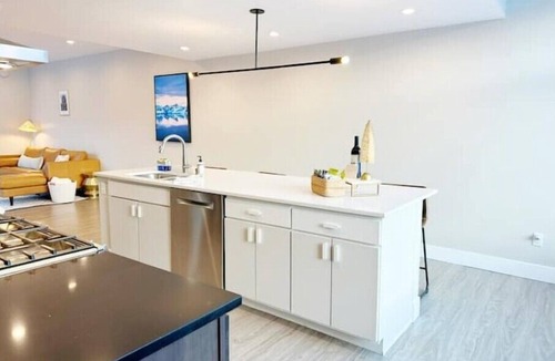 South Addition House | Bootlegger’s Nestn