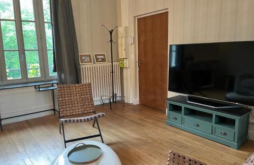 Saint-Pryve-Saint-Mesmin Apartment | Bord de l'eau, Vues incroyables