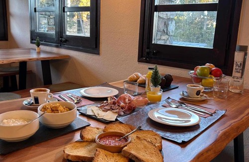 La Margineda Hotel | Borda Conangle Mountain Lodge