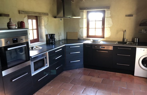 Saint-Pierre-de-Bat House | Bordeaux: Charming house in a green setting