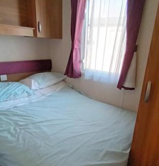 Pagham House | Bordeaux - Church Farm