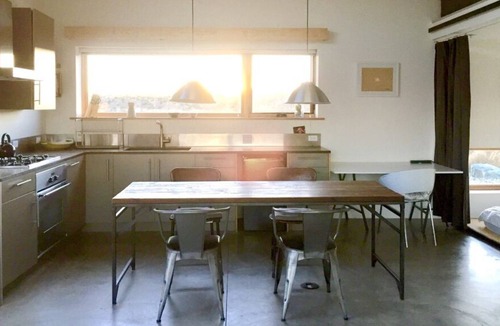 Arroyo Hondo House | Bordering the Rio Grande Del Norte National Monument is a home on the Mesa