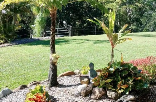 Upper Crystal Creek House | Borderview Retreat