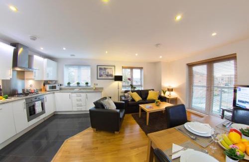 Borehamwood Apartment | Borehamwood - Spacious Apartment