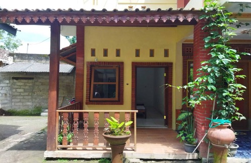 Borobudur House | Borobudur Kampung Homestay - Aziz