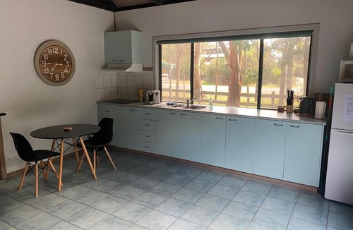 Halls Gap Apartment | Boronia Peak Villa 15