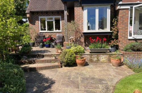 Woolbeding Bed & Breakfast | Borough Lee