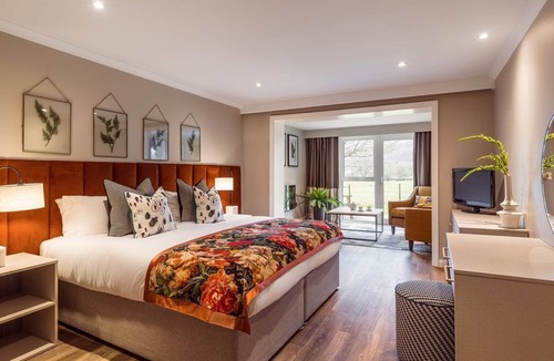 Borrowdale Hotel | Borrowdale Gates Hotel