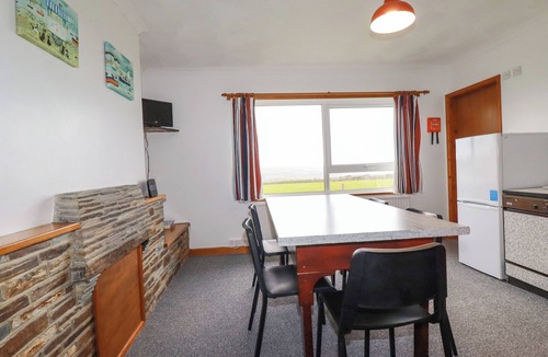 Boscastle Cottage | BOSCASTLE VIEW, pet friendly, with open fire in Boscastle