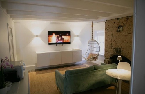 Historic District - North House | Bosch Huis Rosé Rosé Central VIP Parking