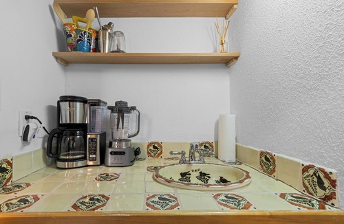 Bosque House | Bosque "Abeyta" House