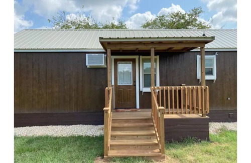Granbury Cabin | Bosque Breeze