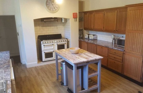 Bossington Bed & Breakfast | Bossington Hall