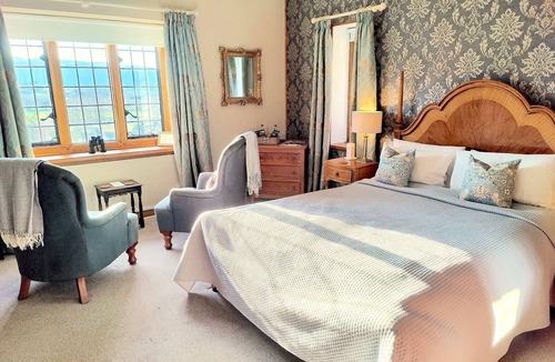 Bossington Bed & Breakfast | Bossington Hall