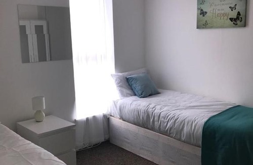 Laindon Apartment | Bostocke Everlight Lodge