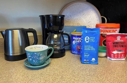 Braintree House | Boston Area, Beautiful Sunsets & Free Parking