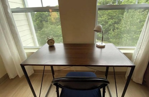 Braintree House | Boston Area, Beautiful Sunsets & Free Parking