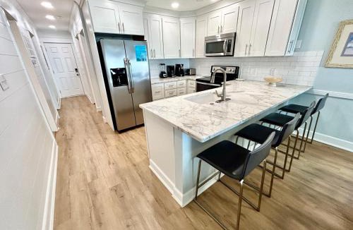Surfside Beach Apartment | Boston Commons 102 Condo