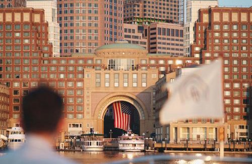 Waterfront Hotel | Boston Harbor Hotel