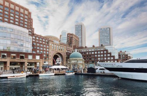 Waterfront Hotel | Boston Harbor Hotel