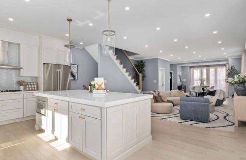 East Cambridge House | Boston-Harvard Mansion Sleeps 14 w/Spacious Game Room and Spa Bath