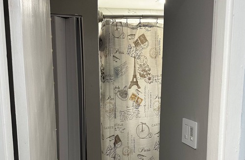 Lynn House | Boston key House