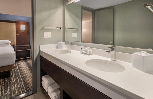 Burlington Hotel | Boston Marriott Burlington