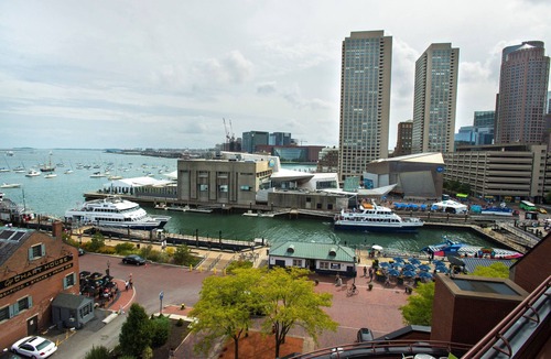 Waterfront Hotel | Boston Marriott Long Wharf