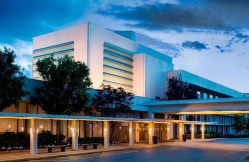 Auburndale Hotel | Boston Marriott Newton