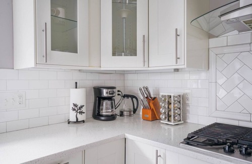 Waltham Villa | Boston`s Luxury Home: Pet-Friendly, 4BR, Sleeps 10