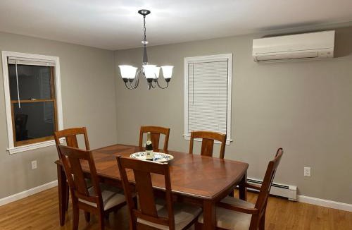 West Roxbury House | Boston Single Family House - Super Quiet and Private