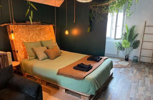 Saint-Quentin Apartment | Botanica - Private Spa