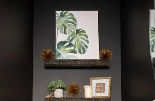 Huntington House | Botanical Bungalow Deck, gas grill & fireplace!