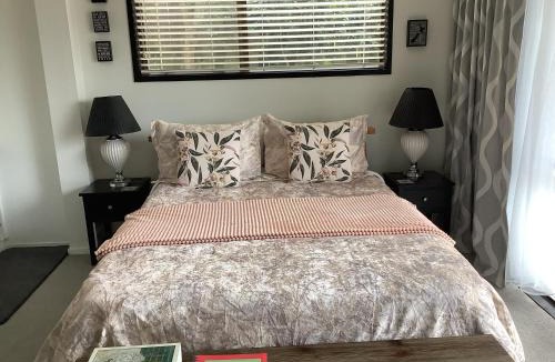 Tauranga South Bed & Breakfast | Botanical Haven