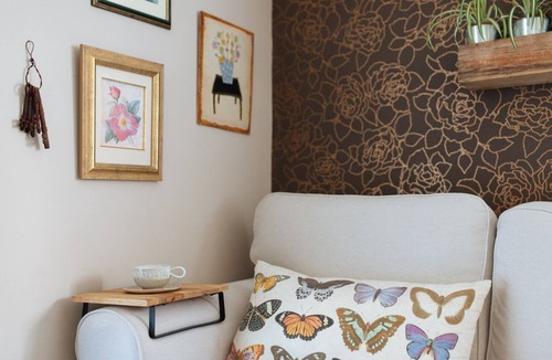 Mount Eliza Cottage | Botanical hideaway|pool| beach box| campfire