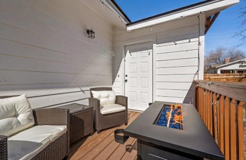 Denver Heights House | Botanical Oasis near Riverwalk - Sleeps 12