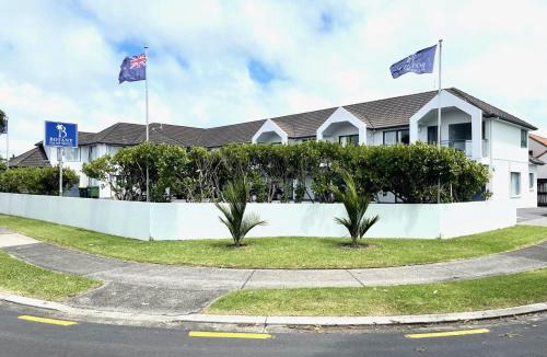East Tamaki Hotel | Botany Palms Motel