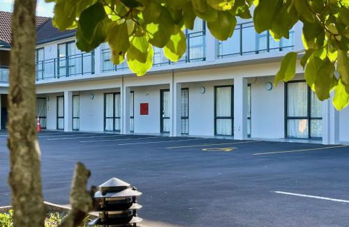 East Tamaki Hotel | Botany Palms Motel