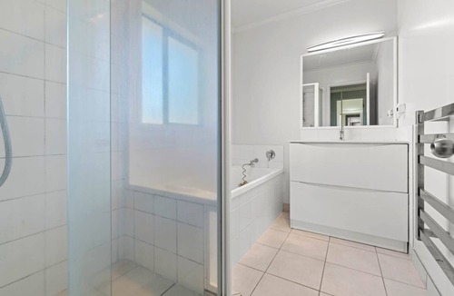 East Tamaki Hotel | Botany Palms Motel